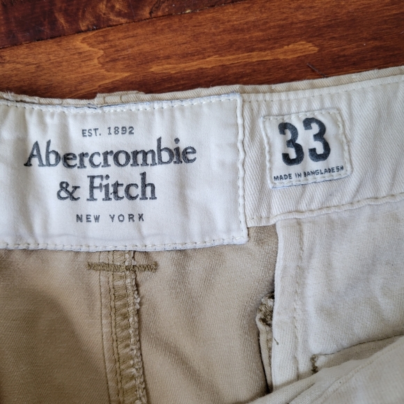 Abercrombie & Fitch Khaki Cargo Shorts Button Fly Distressed - Picture 3 of 13